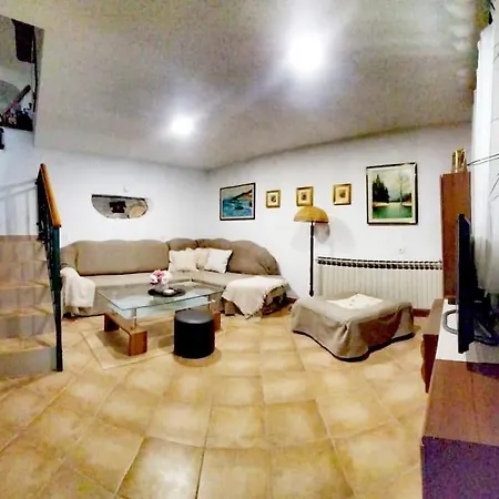 Historic Stone House Kati Perfect Family Retreat With Garden Bbq And Picturesque Landscapes * Ledenice
