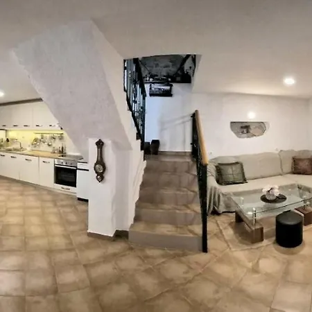 Historic Stone House Kati Perfect Family Retreat With Garden Bbq And Picturesque Landscapes Ledenice