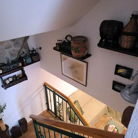 Historic Stone House Kati Perfect Family Retreat With Garden Bbq And Picturesque Landscapes