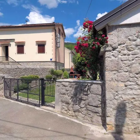 Nyaraló Historic Stone House Kati Perfect Family Retreat With Garden Bbq And Picturesque Landscapes *