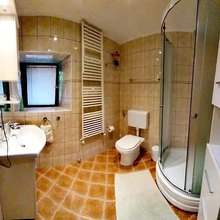 Historic Stone House Kati Perfect Family Retreat With Garden Bbq And Picturesque Landscapes Feriehus Ledenice