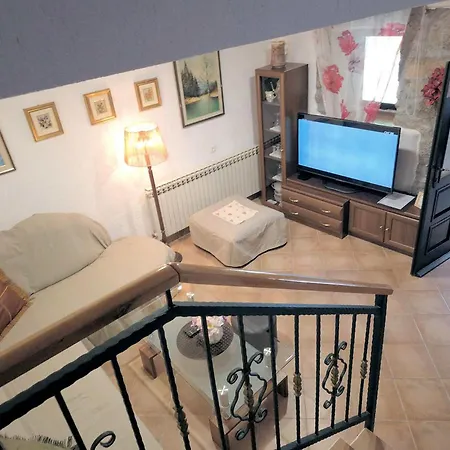 Historic Stone House Kati Perfect Family Retreat With Garden Bbq And Picturesque Landscapes *