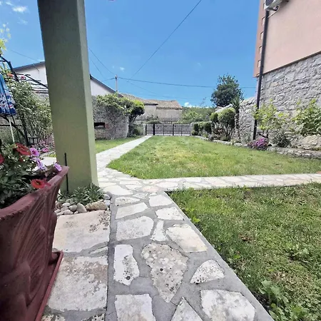 Historic Stone House Kati Perfect Family Retreat With Garden Bbq And Picturesque Landscapes Feriehus *