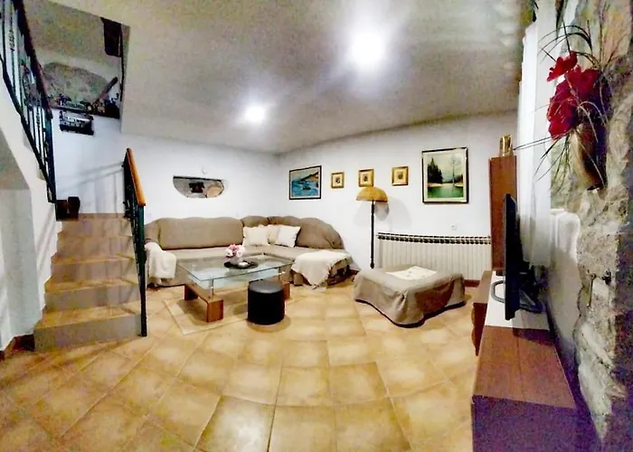 Historic Stone House Kati Perfect Family Retreat With Garden Bbq And Picturesque Landscapes * Ledenice